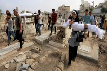 Israel tiếp tục tấn công, hơn 100 người thiệt mạng ở Gaza