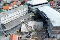 Thương vong mới nhất trong vụ sập trường học ở Indonesia
