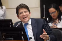 Thiếu niên ám sát ứng viên Tổng thống Colombia lĩnh án