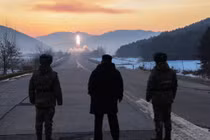 Triều Tiên lên tiếng về vụ phóng thử tên lửa mới nhất