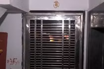 Rúng động vụ phát hiện thi thể 3 mẹ con trong nhà riêng