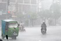 Mưa đá khủng khiếp ở Pakistan, hơn 100 người thương vong