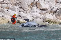 Ô tô lao xuống vực sâu ở điểm du lịch, hai người thiệt mạng