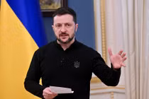 Tổng thống Ukraine Zelensky dọa "tấn công tầm xa" vào Nga