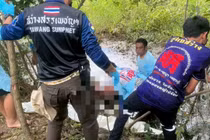 Phát hiện thi thể nữ giới bị trói vào khúc gỗ trong ao nước