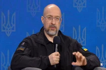 Tổng thống Ukraine thay Thủ tướng, Bộ trưởng Quốc phòng