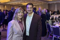 Bắt giữ nghi phạm bắn tử vong nữ nghị sĩ Mỹ