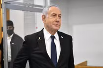 Thủ tướng Israel Netanyahu bị ngộ độc thực phẩm