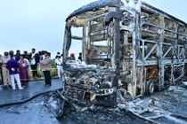 Tai nạn xe buýt nghiêm trọng ở Ấn Độ, hàng chục người thiệt mạng