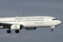 Máy bay đột ngột giảm độ cao 8.000 mét trong 10 phút