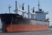 Tàu hàng bị tập kích ở Biển Đỏ, 3 thủy thủ thiệt mạng