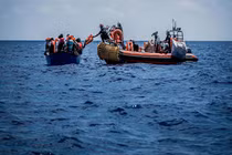 Lật thuyền trên vùng biển Algeria, 17 người di cư thiệt mạng