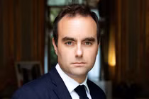Chân dung tân Thủ tướng Pháp Sébastien Lecornu