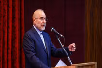 Iran dọa tấn công lực lượng Mỹ ở Trung Đông