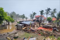 Hình ảnh bão Fung-Wong tàn phá Philippines