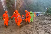 Lở đất ở Philippines vì siêu bão Ragasa, nhiều người thương vong