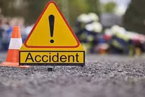 Rơi từ độ cao 24m khi lắp biển quảng cáo, 2 công nhân tử vong