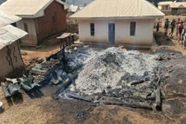 Nhóm vũ trang xông vào ngôi làng hẻo lánh, sát hại dân thường