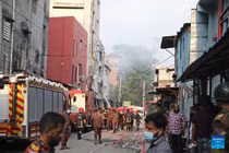 Toàn cảnh vụ cháy nhà máy ở Bangladesh, ít nhất 16 người chết