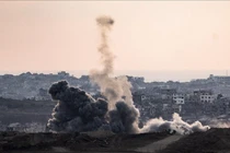 Israel tiếp tục tấn công Gaza, ít nhất 71 người thiệt mạng