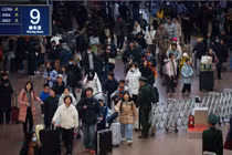 Hình ảnh người dân đổ về quê ăn Tết ở Trung Quốc