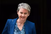 Anh áp đặt lệnh trừng phạt mới đối với quan chức Iran