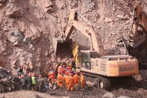 Vào khu mỏ bỏ hoang ở Trung Quốc, 5 người tử vong
