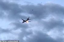 Máy bay chở 281 người cháy động cơ giữa không trung, hạ cánh khẩn 