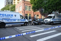 Xả súng hàng loạt ở Mỹ, hơn 10 người thương vong