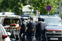 Toàn cảnh vụ xả súng tại trường học Áo, nhiều thương vong