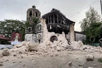 Cảnh tan hoang sau thảm họa động đất ở Philippines