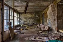 Ám ảnh bên trong bệnh viện Pripyat bỏ hoang ở Ukraine