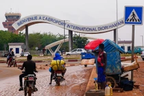 IS nhận trách nhiệm vụ tấn công căn cứ không quân ở Niger