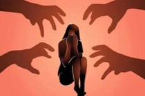 Cô gái trẻ bị tống tiền, cưỡng bức tập thể ở Ấn Độ