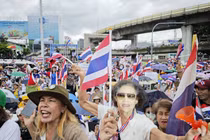 Biểu tình ở Thái Lan yêu cầu Thủ tướng Paetongtarn từ chức