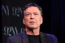 Bị truy tố, cựu Giám đốc FBI James Comey nói gì?