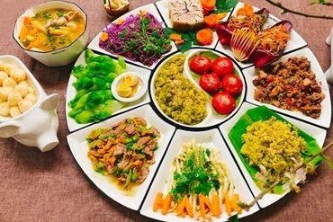 Hướng dẫn cúng rằm tháng Giêng theo phong cách 'Ngũ vị thực'