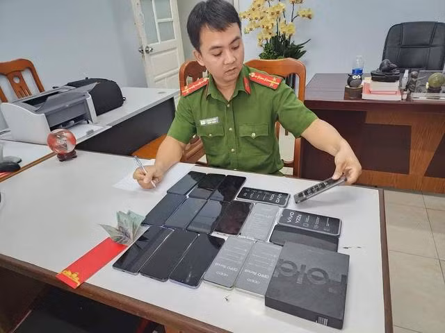 Một số tang vật đã được Công an thu hồi.