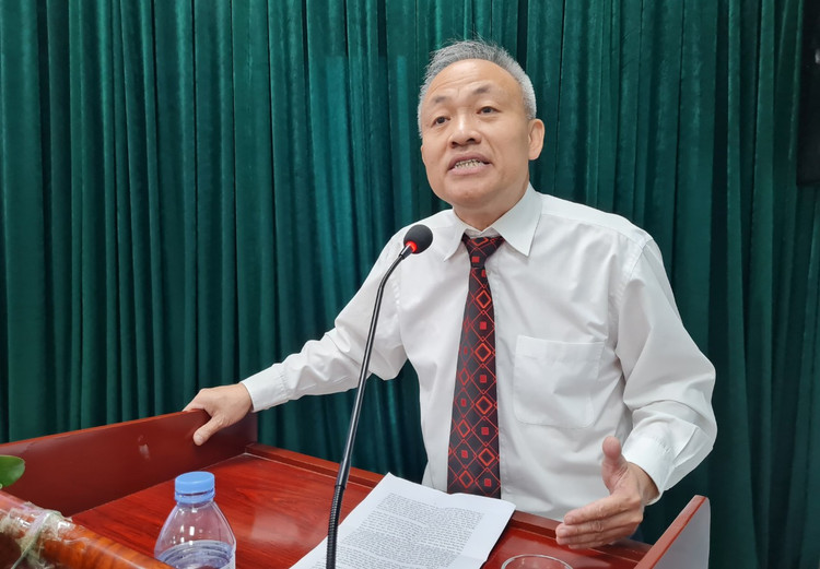 Giáo sư, Viện sĩ (GS.VS) Nguyễn Quốc Sỹ.