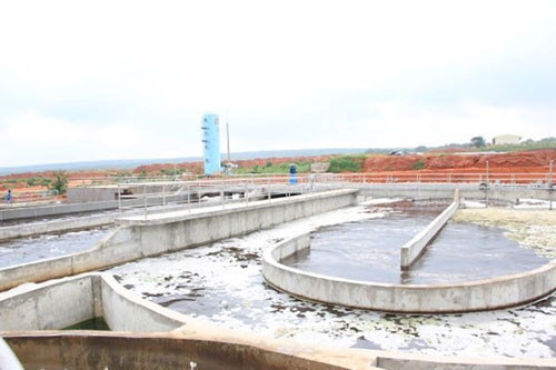 Hệ thống xử lý nước thải của trang trại chăn nuôi heo công nghệ cao Làng Việt Nam. Hệ thống xử lý nước thải của trang trại chăn nuôi heo công nghệ cao Làng Việt Nam.