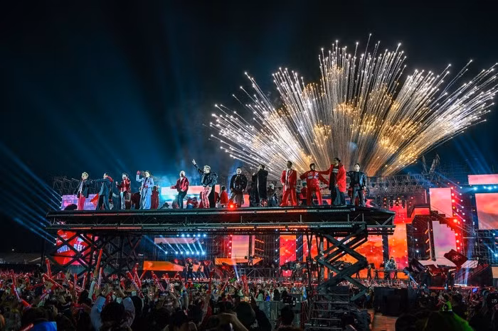 Các nghệ sĩ biểu diễn tại concert “Anh trai vượt ngàn chông gai"