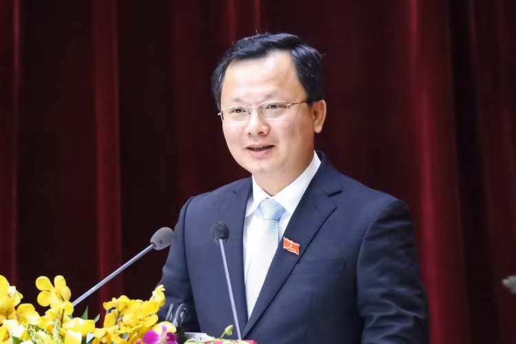 Ong Cao Tuong Huy duoc giao quyen Chu tich UBND tinh Quang Ninh