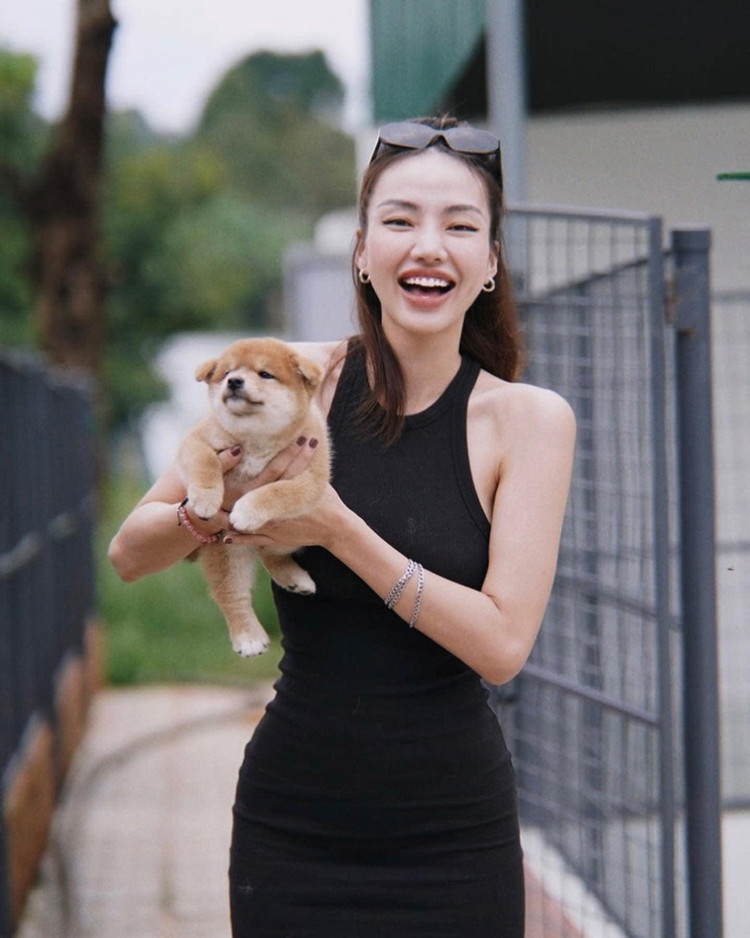 Gu thời trang ấn tượng của Gigi Hương Giang khiến cô nàng lúc nào cũng tạo được ấn tượng.