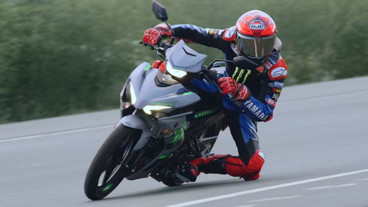 Yamaha Exciter VVA-ABS với thiết kế mạnh mẽ, khả năng bứt tốc mượt mà