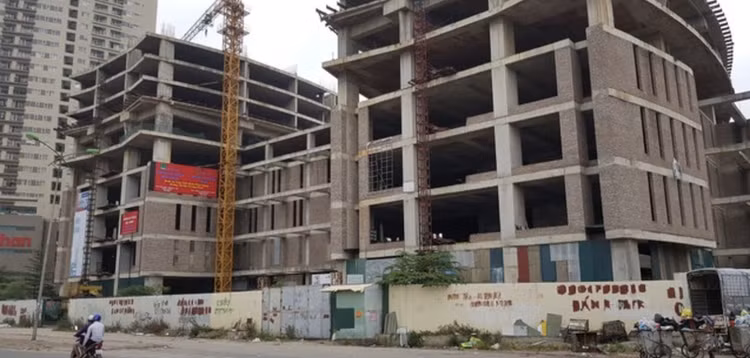 Doanh nghiệp bất động sản đang đối mặt nhiều khó khăn.