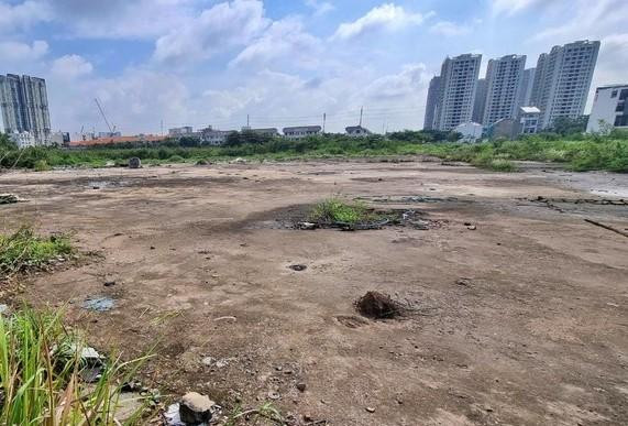 Sau khi thi công ép cọc, dự án bất động từ năm 2009 đến nay