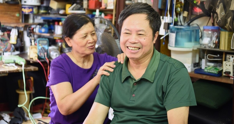 Ông Phạm Hồng Tư và người bạn đời Nguyễn Thị Thanh Phương.