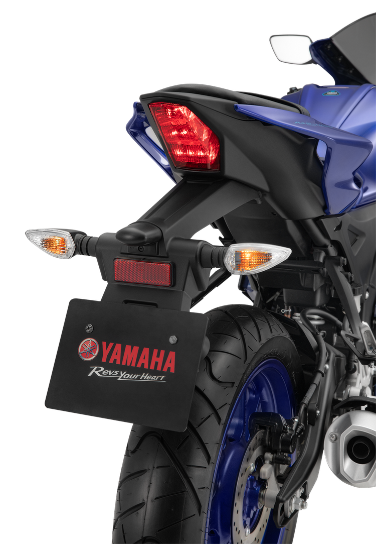 Đèn xy-nhan dạng LED (trước/sau).