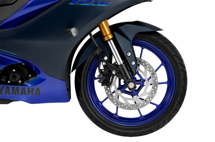 Bộ kẹp phanh cao cấp với phanh đĩa trước 282mm được trang bị kẹp má phanh kép gồm 2 piston, phanh đĩa sau 220mm.