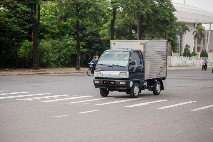 Sự bền bỉ chính là một trong những lý do giúp Suzuki Carry Truck được nhiều khách hàng tin chọn.